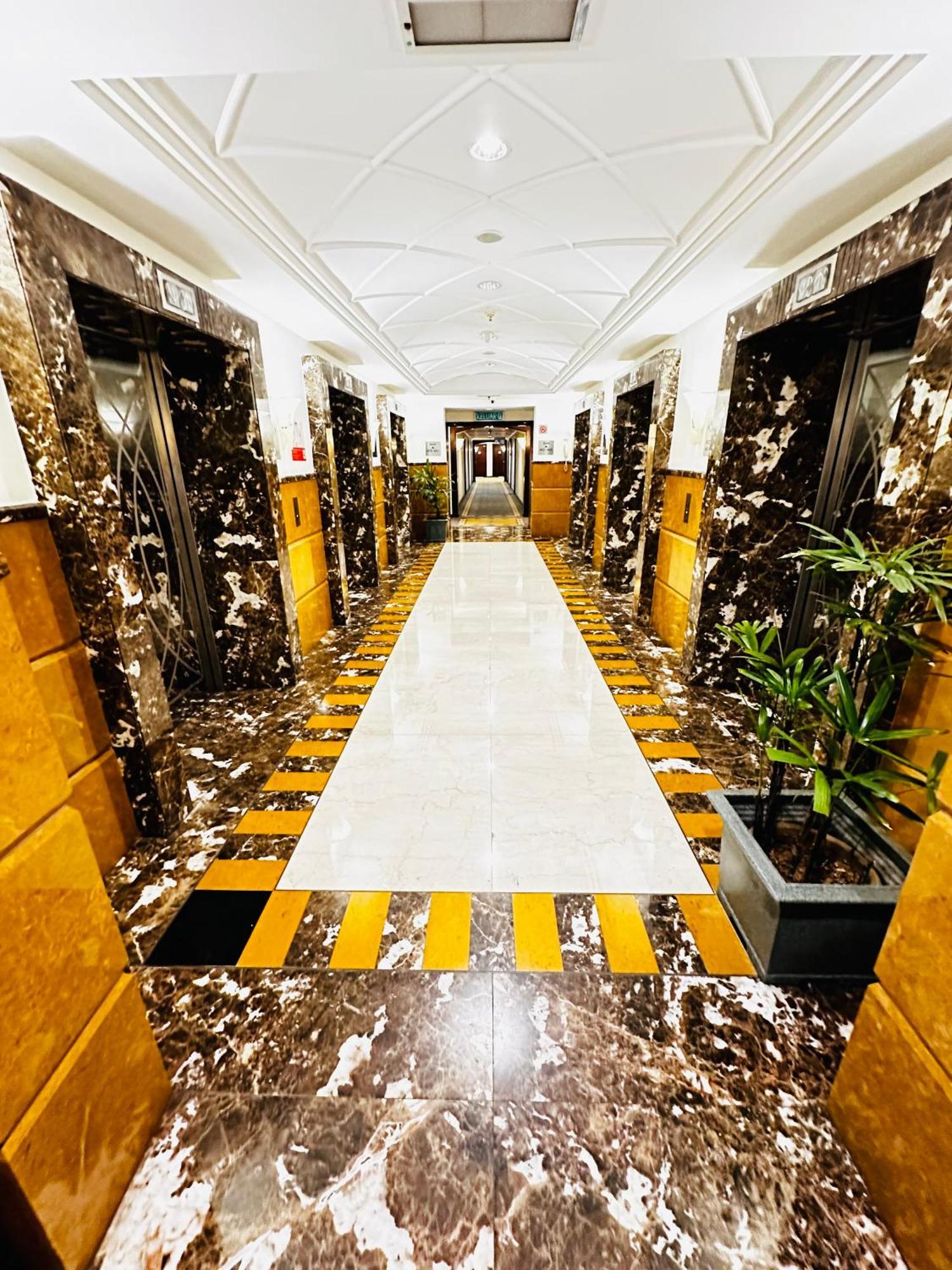 Elements Service Suite@ Times Square Kuala Lumpur Luaran gambar